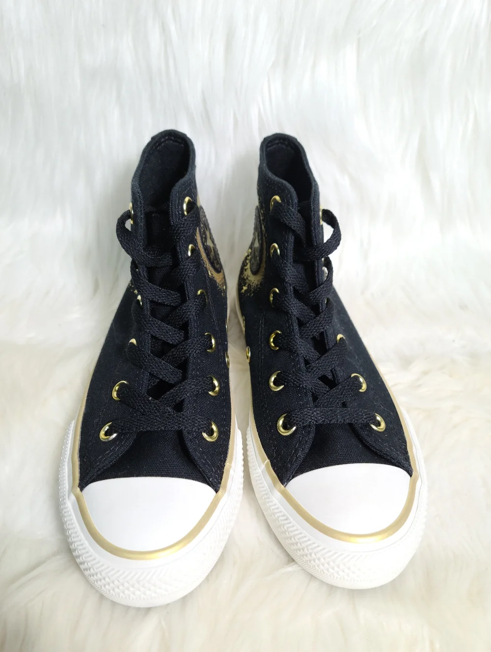 Converse Chuck Taylor All Star Black Gold Kids 13 NEW